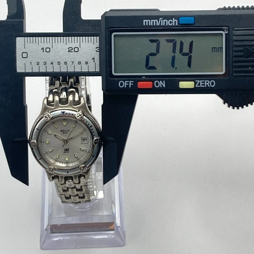 Relic Wet Womens Watch 27mm Silver Tone Date 50M Diver ZR11198 New Battery 6.25